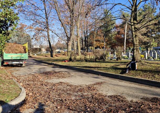Visita al Cimitero Parco di Legnano con l'amministrazione comunale