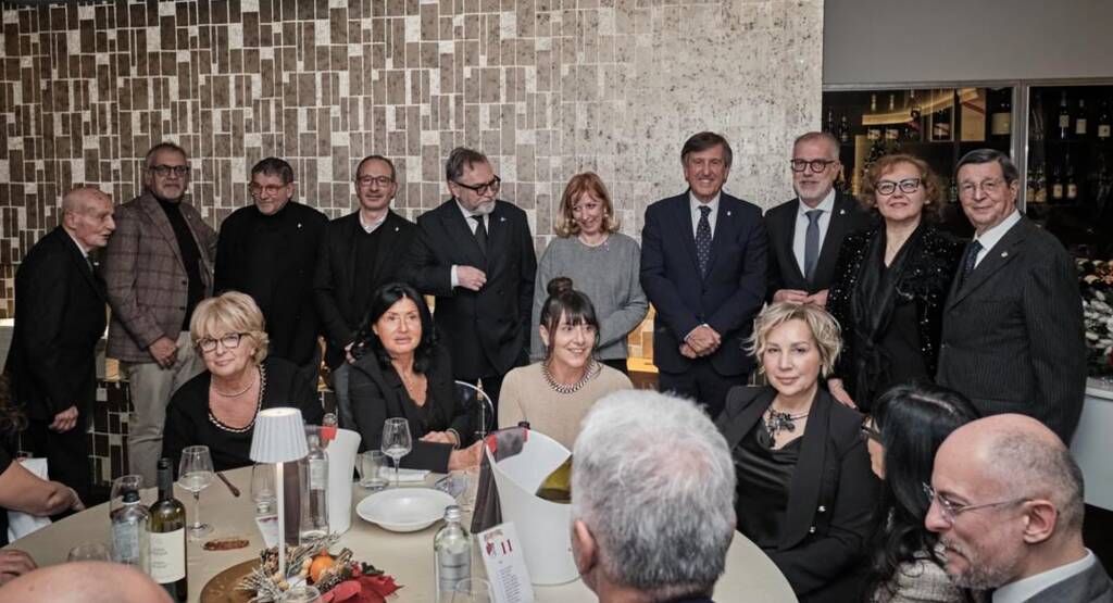 A Jody Testa la tessere d'oro della Famiglia Legnanese