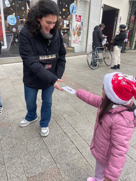 Auguri dei bimbi delle Melzi di Legnano 
