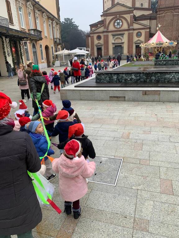 Auguri dei bimbi delle Melzi di Legnano 