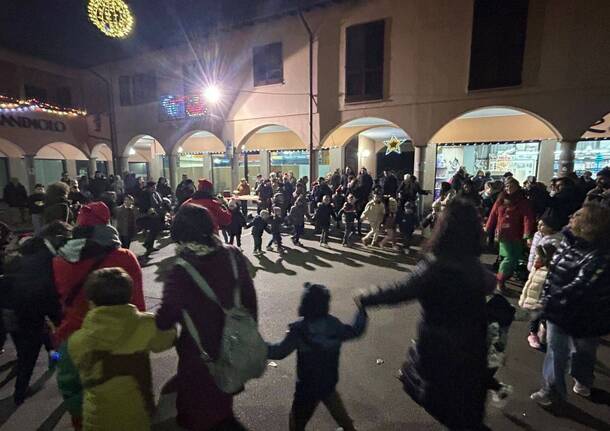 Babbo Natale in piazza a Cerro Maggiore