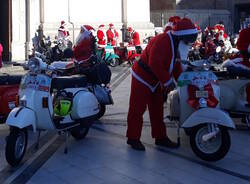 babbo natale vespa busto arsizio