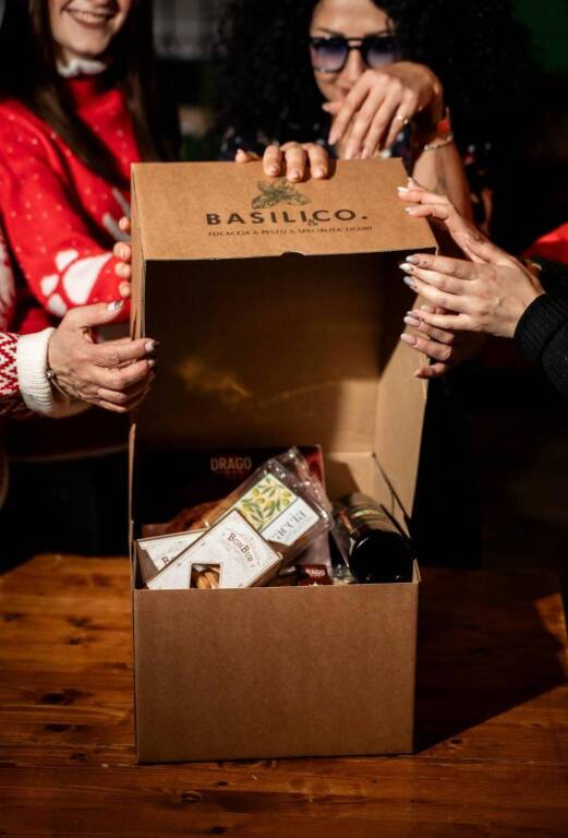 Basilico Varese, il Natale prende forma nelle Christmas Box artigianali