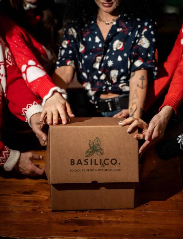 Basilico Varese, il Natale prende forma nelle Christmas Box artigianali