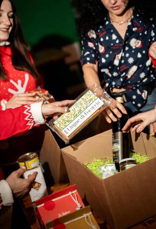 Basilico Varese, il Natale prende forma nelle Christmas Box artigianali