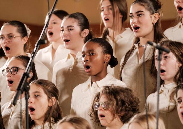 Lo spettacolo in memoria di Giacomo Ascoli