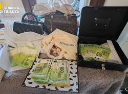 contraffazione guardia di finanza como dicembre 2025