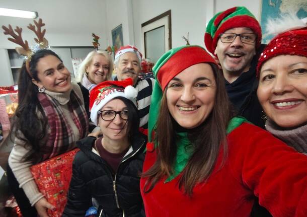 "Donando con il Cuore". Raccolte a Legnano 560 scatole di Natale per le famiglie bisognose