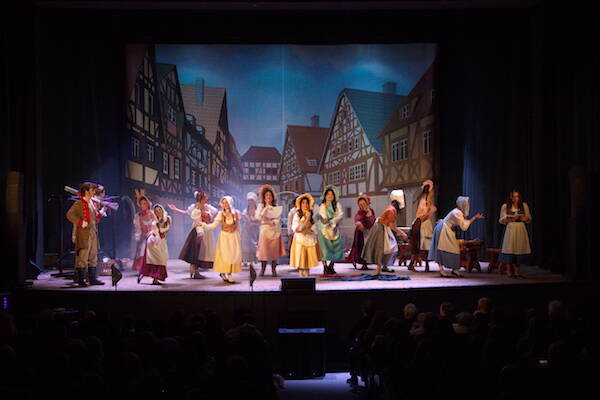 "È una storia sai…" al Manzoni di Busto 