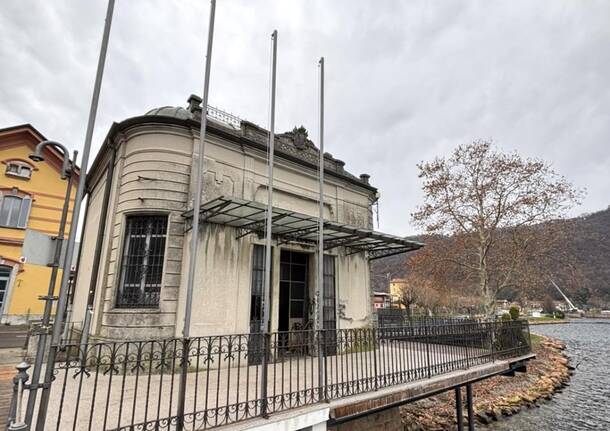 ex chiosco doganale porto ceresio