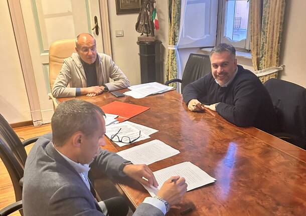 Firma dell'accordo con Varese Turf & Sport per l'ippodromo Bettole