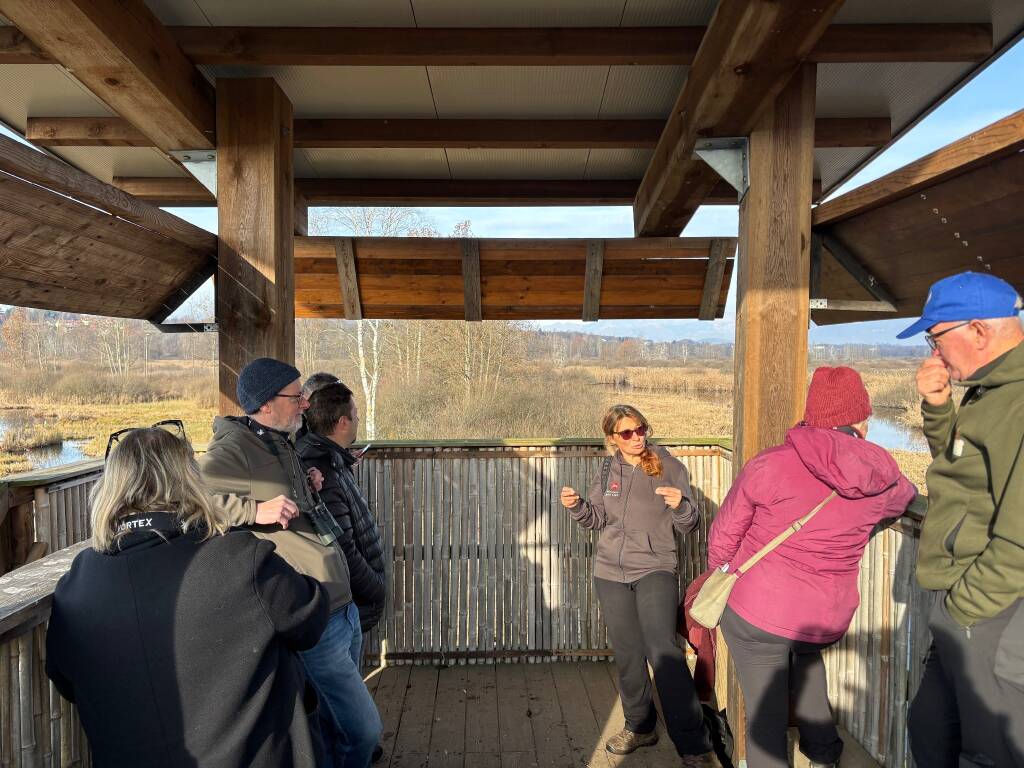 I giornalisti del mondo turistico e cicloturistico in visita alla zona dei laghi