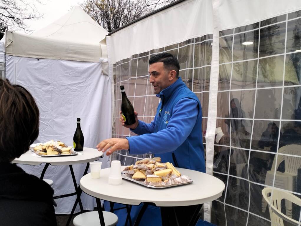 Il Natale in "Musica al Mercato di Legnano" per rilanciare banchi e commercio