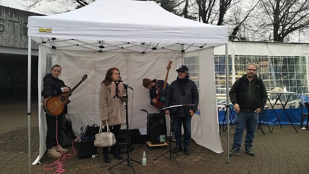 Il Natale in "Musica al Mercato di Legnano" per rilanciare banchi e commercio