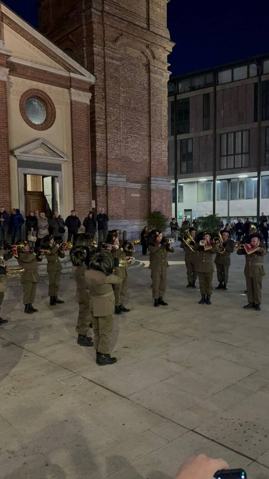 Il Natale in piazza San Magno a Legnano con la fanfara