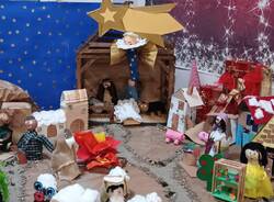 Il presepe "fatto a casa" all'asilo di Crenna