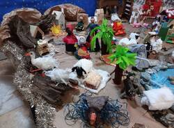 Il presepe "fatto a casa" all'asilo di Crenna