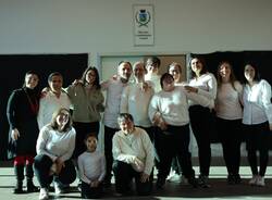 la "prima" dello spettacolo dell'associazione di volontariato Camminiamo Insieme.