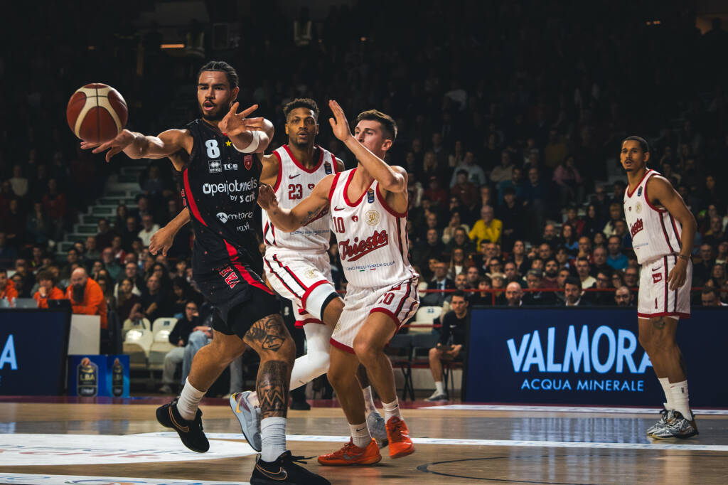 Pallacanestro Varese - Pallacanestro Trieste 84-69
