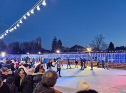 Pive, trenino e panettoni per tutti i gusti: il Natale colora il centro di Legnano