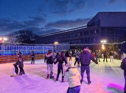 Pive, trenino e panettoni per tutti i gusti: il Natale colora il centro di Legnano