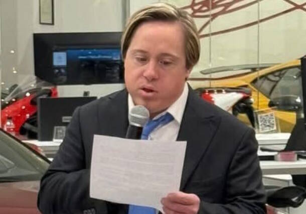 Presentazione letteraria a Vergiate con il legnanese Roberto Fischi