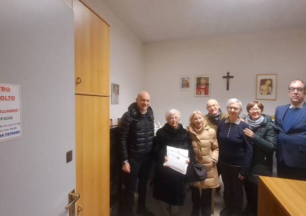 progetto dona un sorriso caritas parabiago