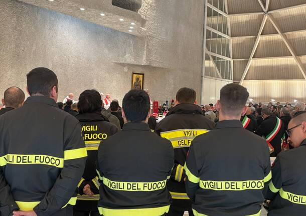 Santa Barbara 2025 vigili del fuoco