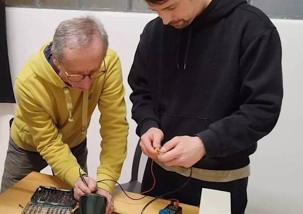 Saronno - associazione il tassello