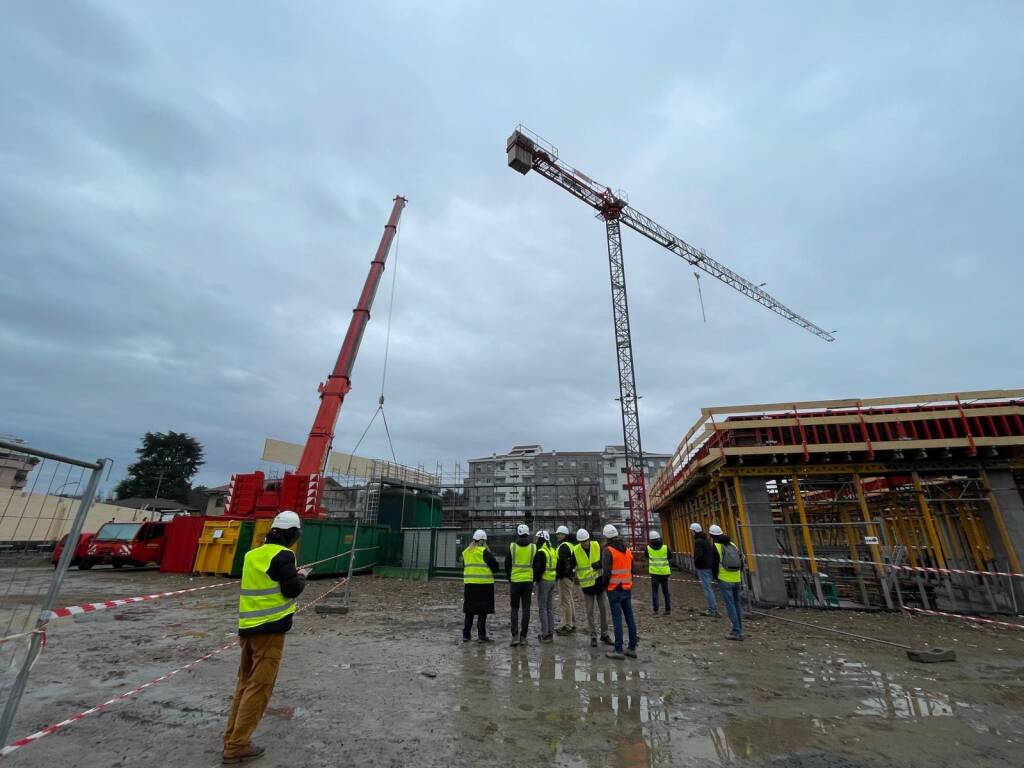 Sopralluogo al cantiere della Piscina di Legnano 
