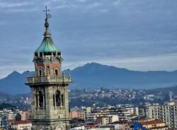 Tanti varesini sulla Torre Civica per celebrare gli 80 anni della Pallacanestro Varese