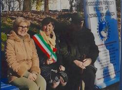 Una panchina blu e “Un passo per il Parkinson” a Legnano