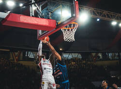 Openjobmetis Varese – Guerri Napoli 84-80