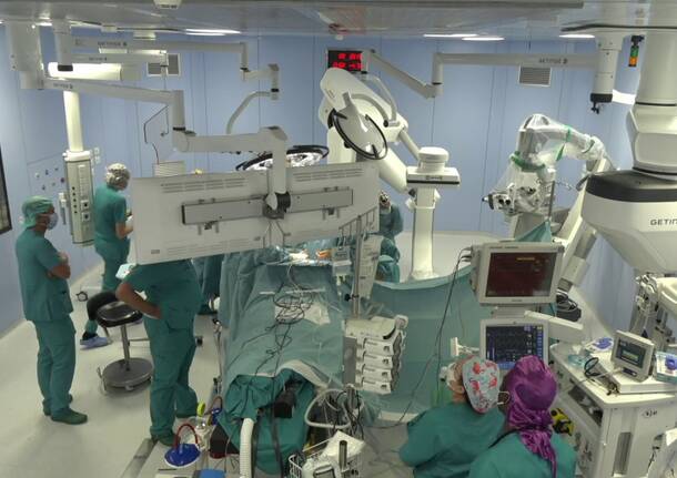 sala angiografica - foto di asst sette laghi