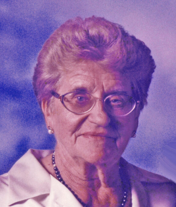 SELENE MANFREDI700