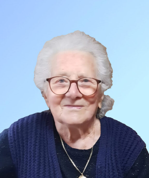 MUNARI EMILIA fs.jpg