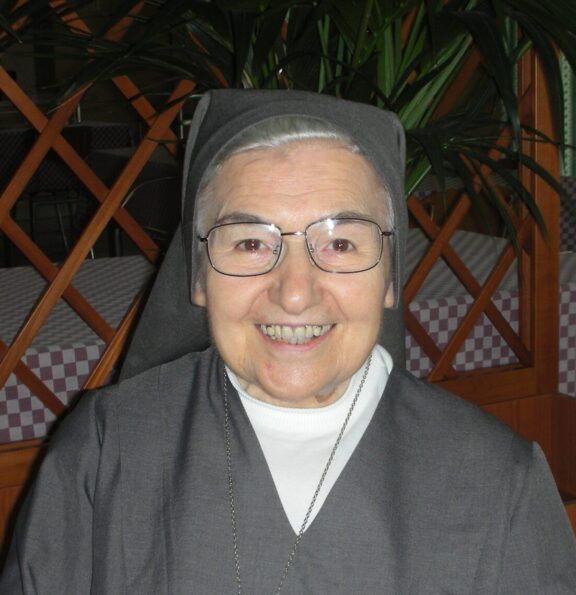 Aspesi Candida (suora)